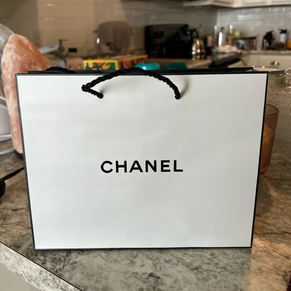 CHANEL Classic White Shopping Bag
